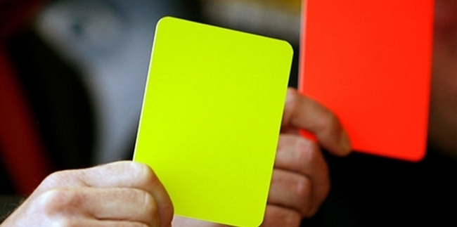 gelb-rote-karte